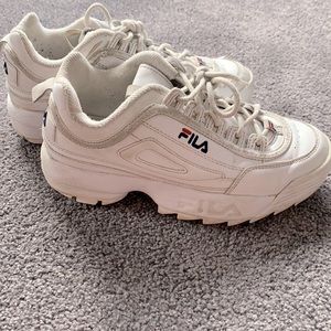 fila shoes run small